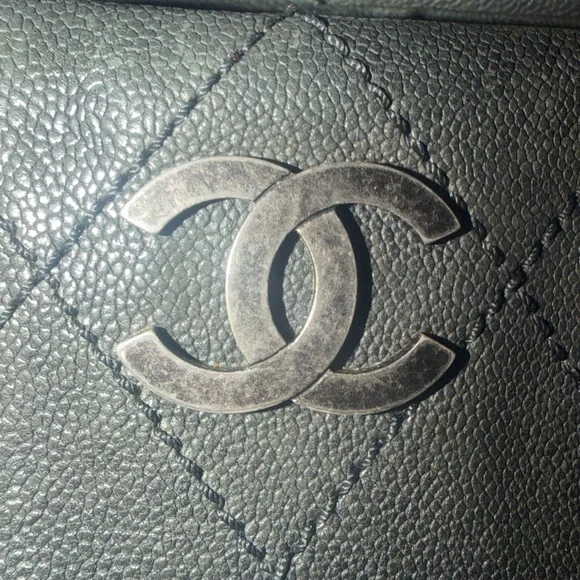 Chanel Black Quilted Satchel - Picture 2 of 11